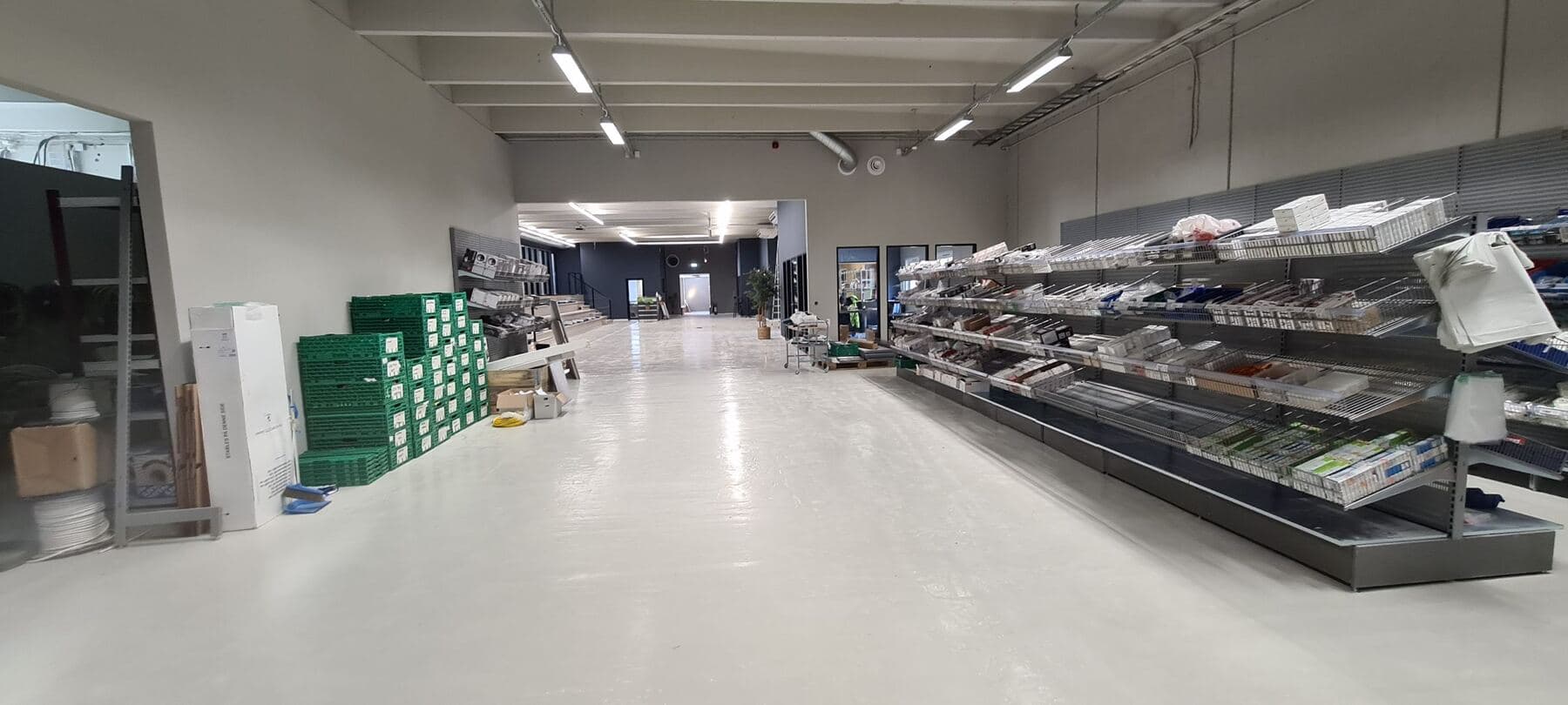 Butikklokale etter maling